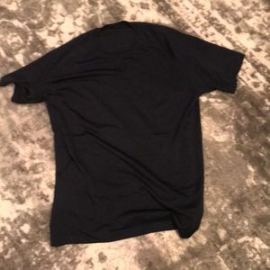 Men’s xL Lululemon shirt